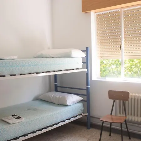 Hostel Santa Olaia