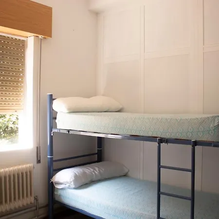 Hostel Santa Olaia *