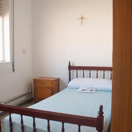 Santa Olaia אכסניה